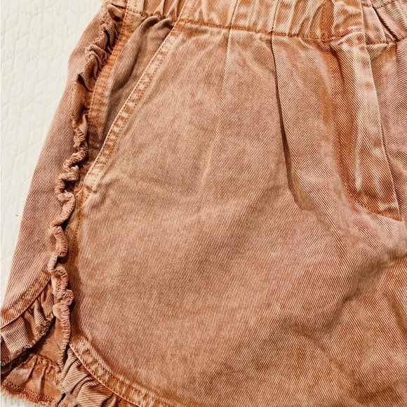 Sea Pink washed denim paper bag shorts with frills on the bottom. NWT - Picture 6 of 11